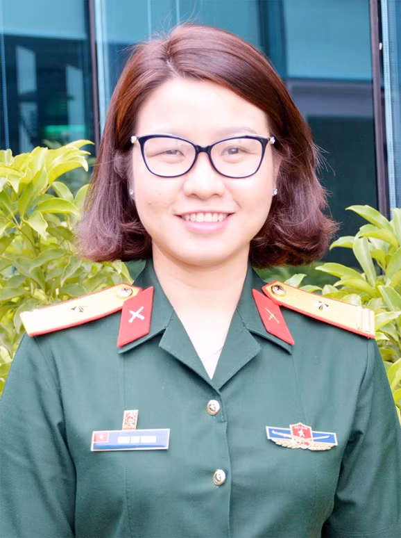 Dieu chua biet ve Pho Tu lenh tre nhat toan quan