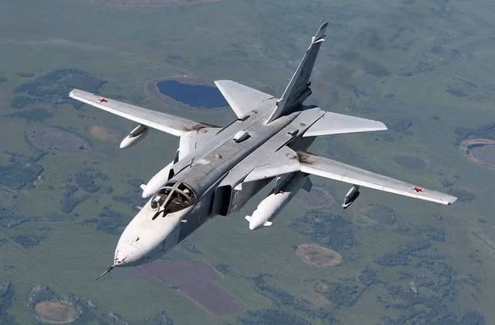 Cũng tại chiến trường Syria, Su-24M đã bị F-16 của Thổ Nhĩ Kỳ bắn hạ dễ dàng.