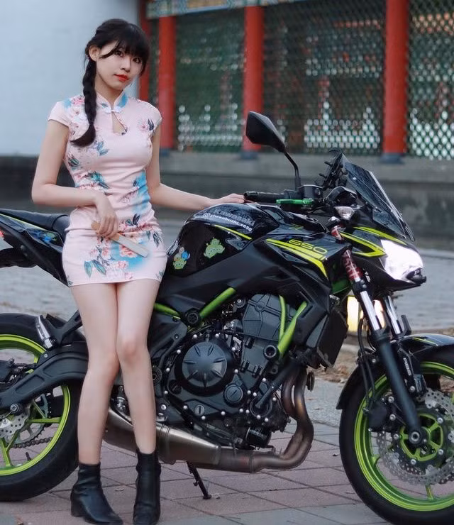 Theo hot girl, khi được thả mình trên những chặng đường, cô cảm thấy bản thân không còn gánh nặng.