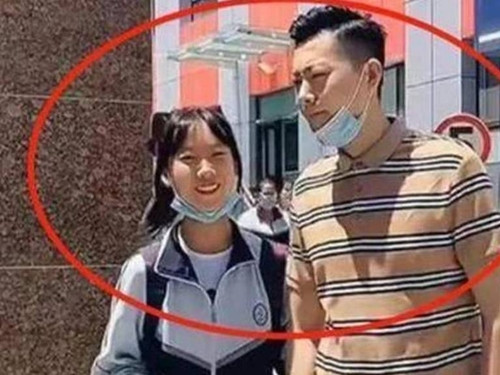 Qua tre trung, bo di don con gai thi bi co giao hieu lam