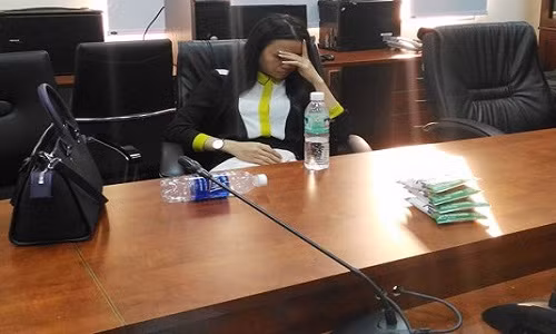 Bat ngo ke cam dau duong day danh bac nghin ty