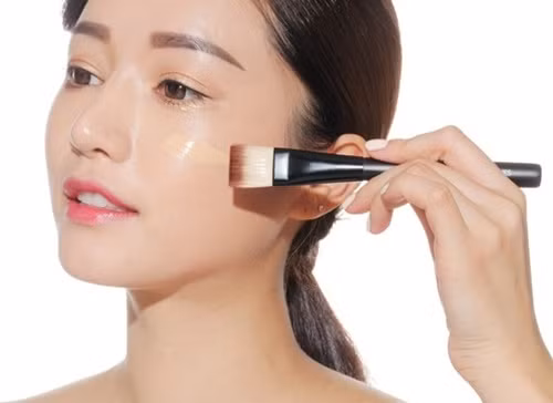 Tuyệt chiêu trang điểm mùa đông giúp bạn gái luôn xinh đẹp Tuyet chieu trang diem mua dong giup ban gai luon xinh dep