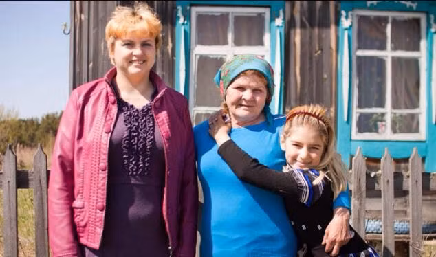 Năm 2011, Nastya - con gái bà Lyudmila Steblitskaya, Nga được bác sĩ báo tin mẹ cô qua đời và được chuyển đến nhà xác. Là ngày cuối tuần nên Nastya không thể nhìn mặt mẹ lần cuối.