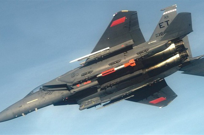 Để bảo đảm bảo vệ các bộ phận của ngòi nổ tiếp xúc khỏi sự ảnh hưởng của nhiệt độ các nhà thiết kế NIIEP của công ty Tehmash đã nghiên cứu cấu tạo nắp giữ nhiệt, chúng thải ra trong quá trình hoạt động và trong thành phần của quả bom sau khi thả chúng từ máy bay.