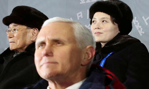 Chủ tịch Quốc hội Triều Tiên Kim Yong-nam, Phó Tổng thống Mỹ Mike Pence và bà Kim Yo-jong, em gái nhà lãnh đạo Kim Jong-un tại Thế vận hội mùa đông PyeongChang. Ảnh: Reuters.