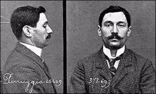 Thủ phạm V. Peruggia.