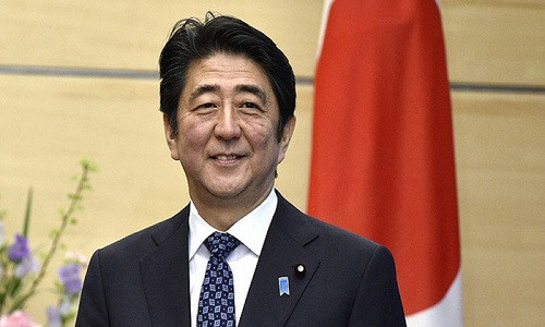 Thủ tướng Anh David Cameron và Thủ tướng Nhật Bản Shinzo Abe (ảnh) cũng gửi lời chúc Tết Bính Thân 2016 với kỳ vọng về một năm mới với các mối quan hệ quốc tế tốt đẹp. Ảnh: Zee News.