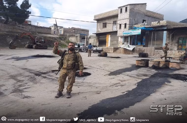 “Hơn 24 chiến binh đến từ Các Đơn vị Bảo vệ Nhân dân người Kurd (YPG) đã thiệt mạng và ít nhất một người khác bị lực lượng Thổ Nhĩ Kỳ bắt sống trong các cuộc giao tranh tại thị trấn này”, nguồn tin cho hay. Ảnh: SF.