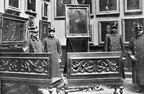 An ninh tăng cường khi bức tranh nổi tiếng được trưng bày trở lại.