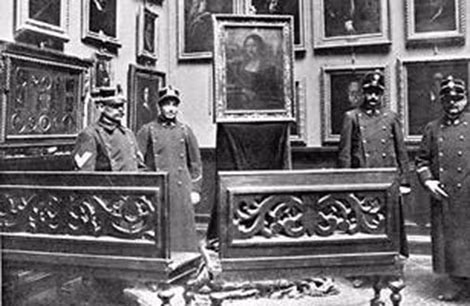 An ninh tăng cường khi bức tranh nổi tiếng được trưng bày trở lại.