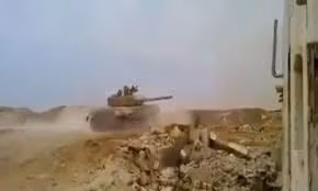 Cùng đối mặt với T-72 nhưng ở Syria lại có sự khác biệt rất lớn với T-72 của Iraq. Trong khi phần lớn T-72 Iraq đều bị phá hủy khi bị TOW đánh trúng thì tên lửa này nhiều lần chỉ làm xước da hay bong vỏ khi tấn công T-72 Syria. Khác biệt này có thể đến từ gói nâng cấp Nga thực hiện dành cho những chiếc T-72 của SAA, nhưng không rõ chi tiết gói nâng cấp này gồm những gì.