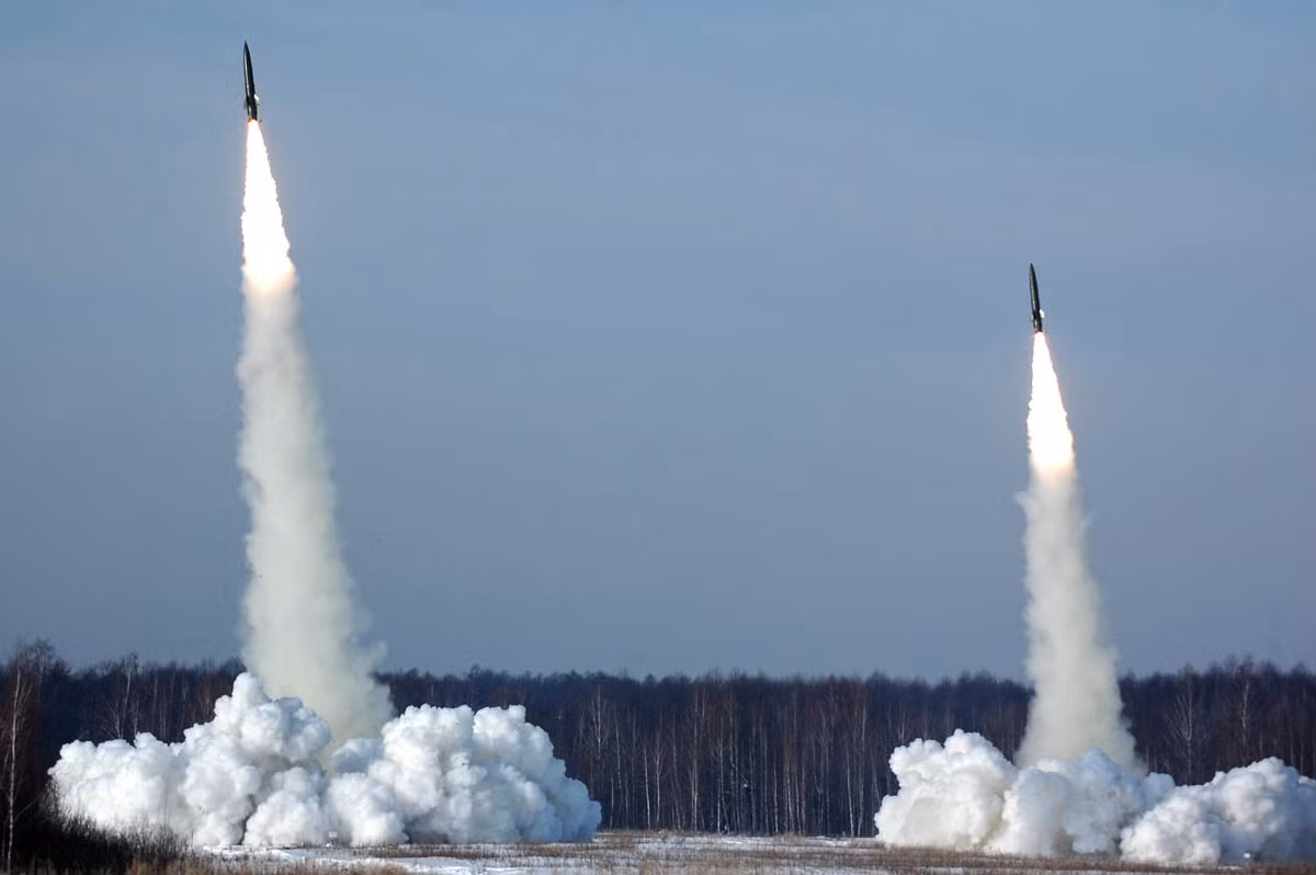 Tochka-U có thể được dùng để tấn công chính xác các mục tiêu chiến thuật như trạm chỉ huy, cầu đường, kho bảo quản, công sự trú ẩn của bộ binh, sân bay....