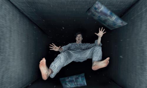 Cho đến nay, cuộc sống của người mù đã được các chuyên gia, nhà khoa học giải mã một phần những bí mật liên quan đến họ. Kết quả nghiên cứu cho thấy, người mù gặp phải ác mộng nhiều hơn so với người bình thường. Cụ thể, 25% giấc mơ của người mù bẩm sinh là ác mộng. Trong khi ở người bình thường con số đó chỉ là 6%. Những cơn ác mộng đó khiến người mù sợ hãi, căng thẳng hơn trong các hoạt động của cuộc sống thường nhật.