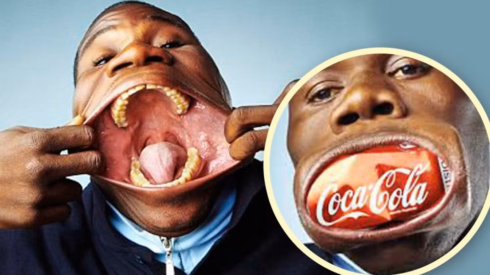 Francisco Domingos Joaquin đến từ Angola nắm giữ kỷ lục thế giới là người có miệng rộng nhất thế giới với kích thước gần 18 cm - đủ để đặt ngang một lon nước ngọt.