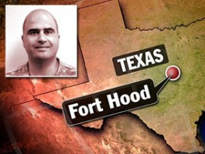 Ngày 5/11/2009, thiếu tá Nidal Malik Hasan thực hiện vụ xả súng ở Fort Hood, nằm bên ngoài Killeen,Texas. Theo đó, Hasan giết chết 13 người và làm bị thương 32 người khác.