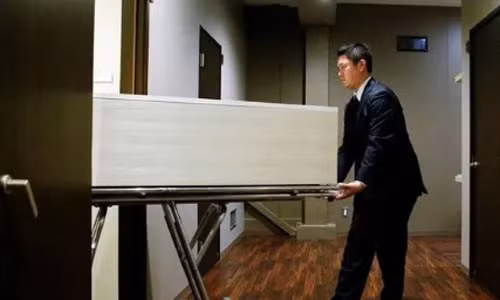 Nhung bi mat dong troi trong khach san hiem khi duoc tiet lo