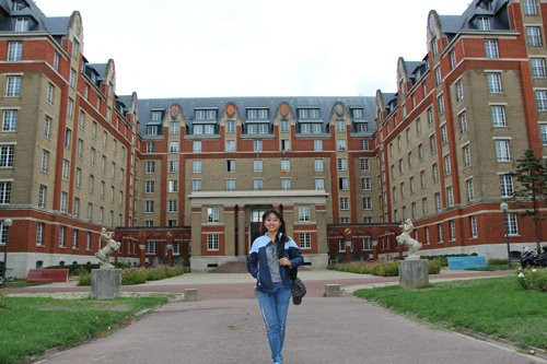 Du hoc sinh do khoc do cuoi vi soc van hoa-Hinh-2