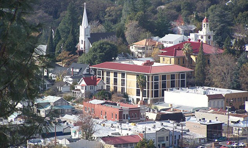 Bi an loi don nguoi ngoai hanh tinh xam luoc trai dat