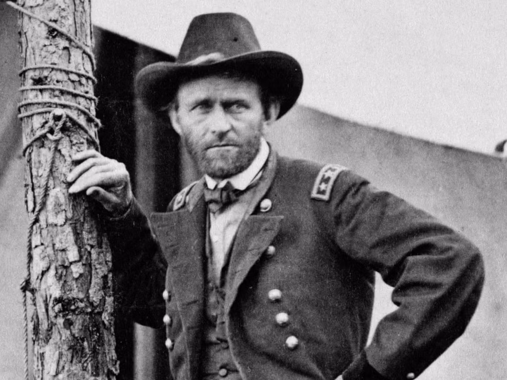 Tổng thống Mỹ Ulysses S. Grant từng phục vụ trong Quân đội Mỹ. Khi đó, ông chủ Nhà Trắng từng là vị tướng nổi tiếng thuộc quân đội Liên bang miền Bắc trong Nội chiến Mỹ. 