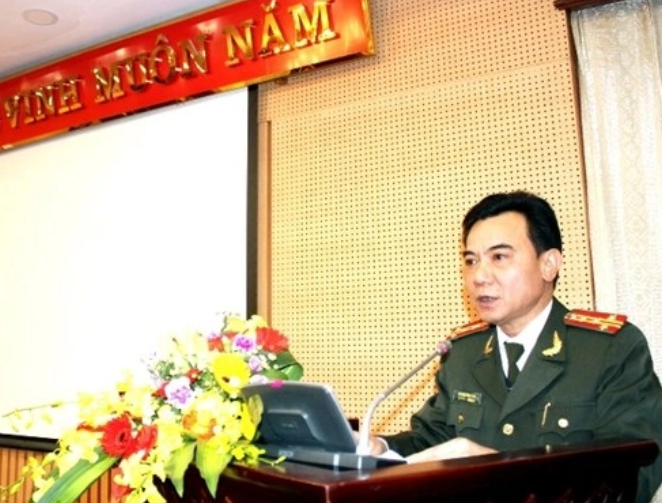 Ông Nguyễn Anh Tuấn có nhiều năm công tác tại Công an Hà Nội, trước khi làm Phó giám đốc, ông là trưởng Công an quận Tây Hồ. Năm 2015, ông được bổ nhiệm làm Phó Giám đốc Công an Hà Nội, phụ trách khối an ninh và là thủ trưởng Cơ quan an ninh điều tra Công an thành phố 