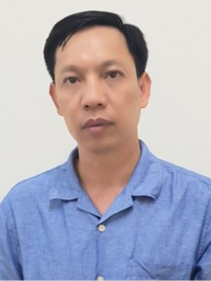 Bị can Vũ Anh Tuấn - nguyên Phó Trưởng phòng Tham mưu, Cục Quản lý xuất nhập cảnh Bộ Công an, từ tháng 6/2021 đến tháng 1/2022, đã nhận hối lộ 49 lần, tổng số 27,3 tỷ đồng.