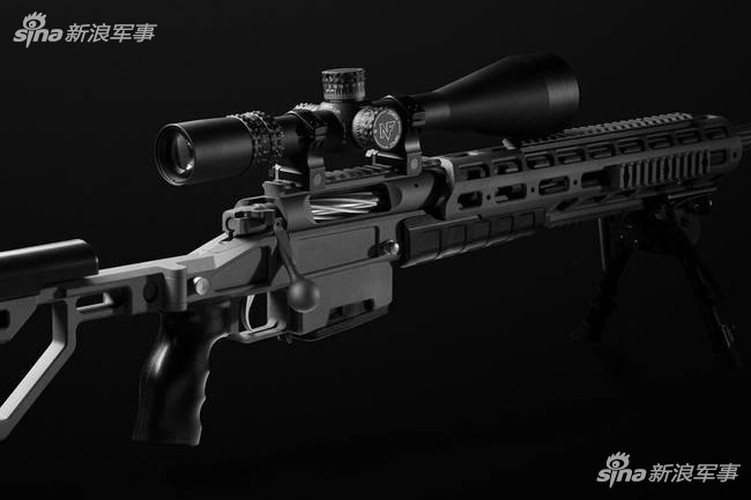 Khi thử nghiệm ngoài trường bắn, súng cho kết quả khá chính xác với độ lệch không quá 0,3 MOA (1 MOA = 1/60 độ) trong khoảng cách 300m. Đây được coi là một trong những dòng súng bắn tỉa tốt nhất thế giới.