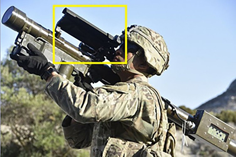 FIM-92 Stinger là hệ thống tên lửa vác vai đất đối không (MANPADS) do General Dynamics thiết kế và được Raytheon Missile Systems sản xuất từ cuối những năm 1970 tới nay.