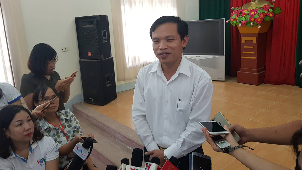 Ông Mai Văn Trinh, Cục trưởng Cục Quản lý chất lượng - Bộ GD&ĐT cho hay, khi xác minh sai phạm, Bộ GD&ĐT không đặt vấn đề con lãnh đạo hay không mà ứng xử như nhau.