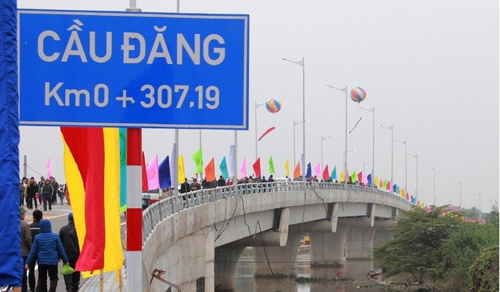Hai Phong: Du an cau Dang lo sai pham dong troi sau tran mua