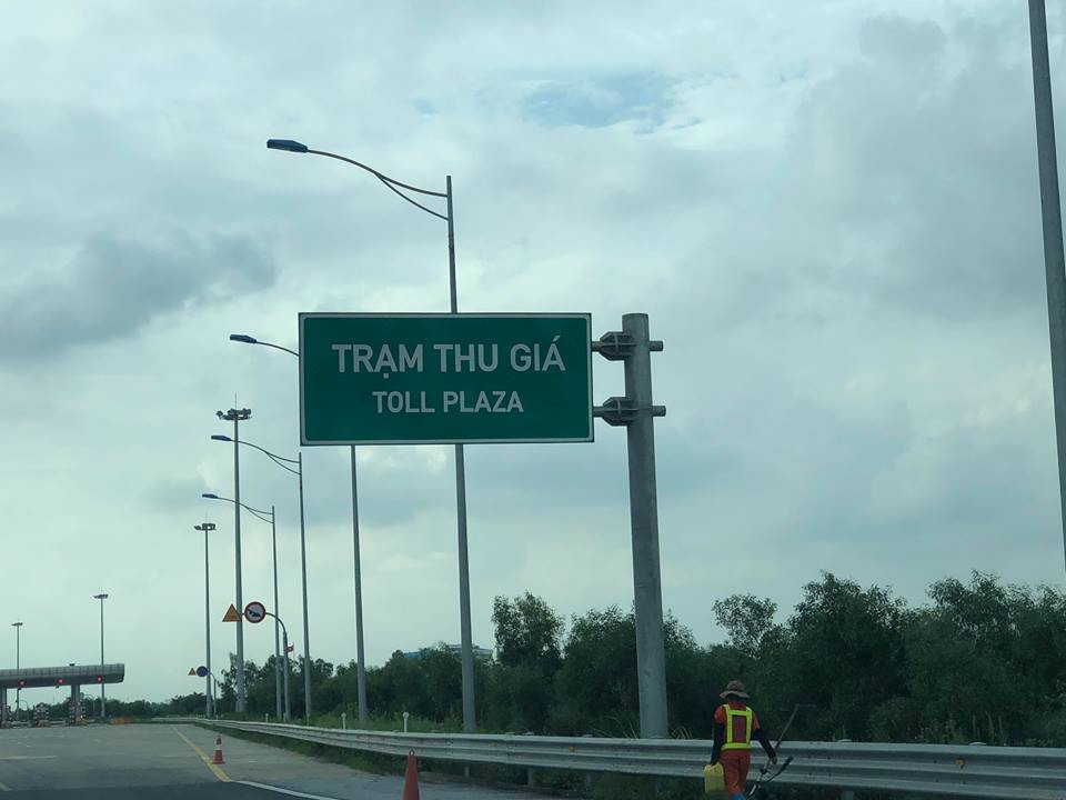 Tram thu gia: Sao chua tra ten lai cho em, hoi Bo truong Nguyen Van The?