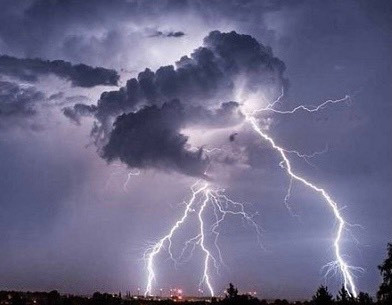 Set danh lam hai vo chong thuong vong o Quang Binh