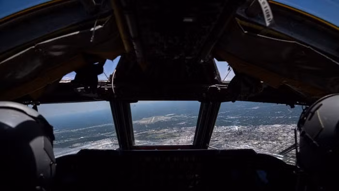 Mặc dù số lượng máy bay dự bị và dự trữ có khá nhiều, tuy nhiên Không quân Mỹ khó có thể đưa cùng lúc toàn bộ số máy bay này vào tham chiến do thiếu phi công và kíp chiến đấu. Nguồn ảnh: BI.