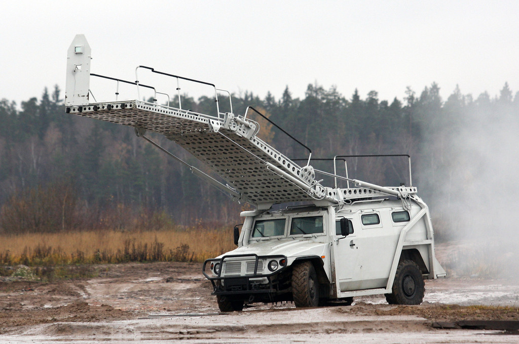 Không chỉ phục vụ quân đội, loại thiết giáp này còn hoàn toàn đủ khả năng để sử dụng trong lực lượng cảnh sát, đặc nhiệm chống khủng bố với những cấu hình riêng biệt được nhà sản xuất cung cấp. Nguồn ảnh: BMDP.