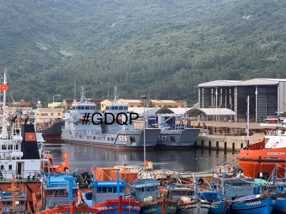 Lực lượng vận tải đổ bộ của Hải quân Việt Nam sắp được tăng cường thêm 3 tàu đổ bộ Damen Roro 5612 do nhà máy Sông Thu thi công.Nguồn ảnh: GDQP.