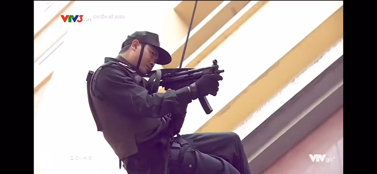 Trong biên chế của lực lượng Cảnh sát cơ động Việt Nam có mặt các loại súng tiểu liên cực kỳ hiện đại và uy lực đó là MP-5, MP-5X, MP-5A3 cùng nhiều biến thể khác. Nguồn ảnh: VTV.