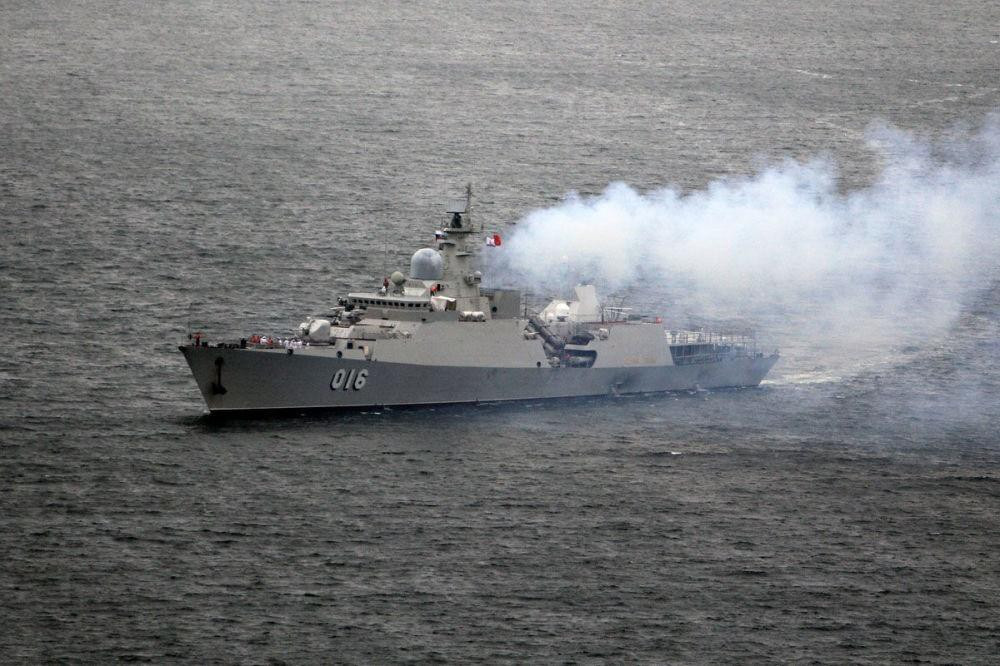 Tàu 016 Quang Trung thuộc loại tàu hộ vệ tên lửa Gepard 3.9 do nhà máy đóng tàu Zelenodolsk của Nga chế tạo theo đơn đặt hàng của Hải quân nhân dân Việt Nam. Theo Naval Technology, Việt Nam đã ký hợp đồng mua 4 tàu Gepard 3.9, chia thành 2 đợt, mỗi đợt 2 tàu. Nguồn ảnh: Pinterest.