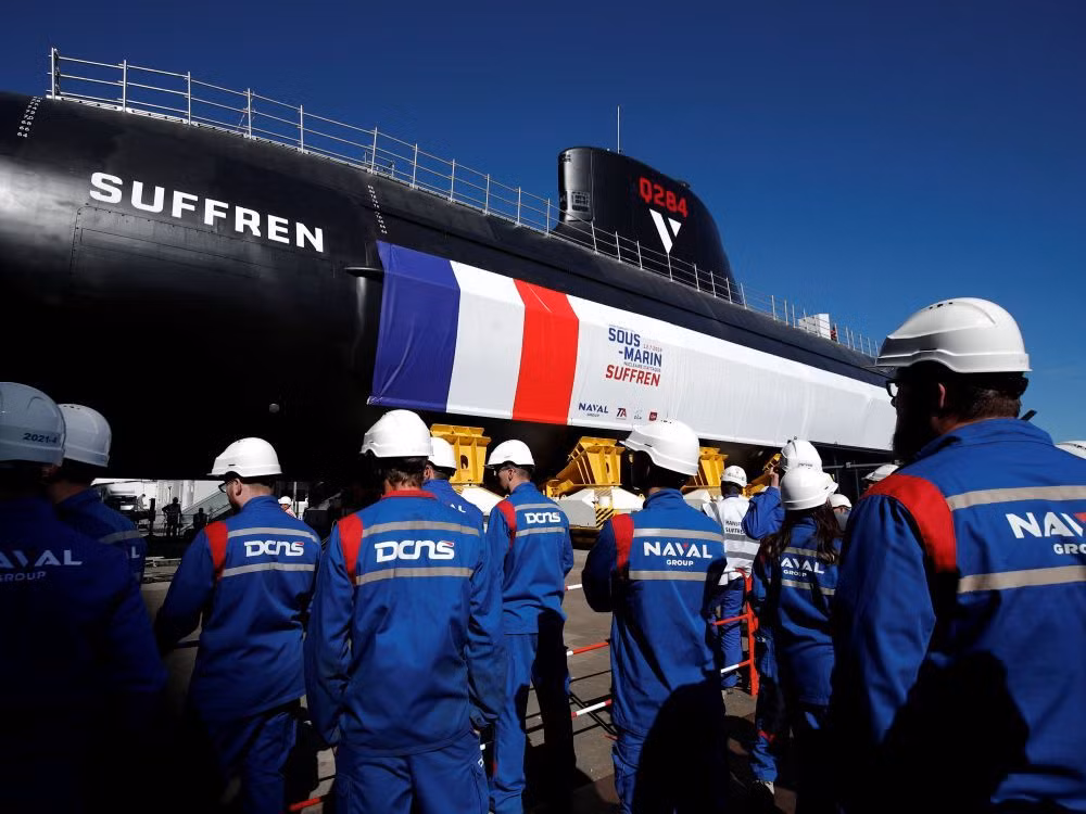 Tờ La Presse de la Manche lưu ý, nếu Suffren vượt qua các bài thử nghiệm thành công, tàu ngầm sẽ được Hải quân Pháp chấp nhận ngay trong năm 2021 này. Các tàu còn lại của dự án dự kiến sẽ được trang bị cho hạm đội trước năm 2030. Nguồn ảnh: Navalnews.