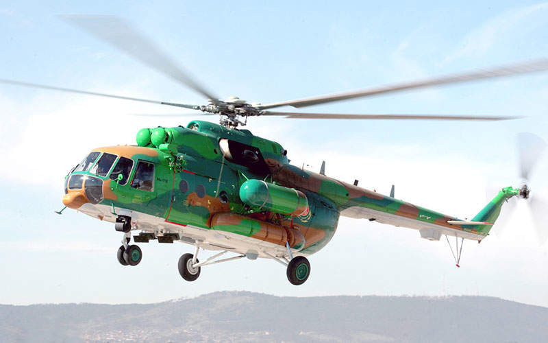Mi-171E cũng có khoang chứa thiết kế rất rộng, tổng cộng lên tới 23 mét vuông, mang theo được tối đa 26 hành khách hoặc 12 cáng cứu thương. Khi sử dụng vào nhiệm vụ vận tải, Mi-171E có khả năng mang theo 4 tấn hàng hoá đặt bên trong khoang chứa hoặc treo bên ngoài trực thăng. Nguồn ảnh: Jetphoto.