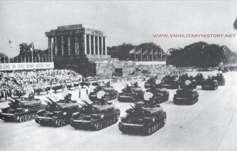 Được Liên Xô thiết kế trong giai đoạn từ năm 1957 tới năm 1962, khẩu pháo tự hành ZSU-23-4 được ra đời để thay thế cho người tiền nhiệm là ZSU-57-2. Nguồn ảnh: VNmilitary.