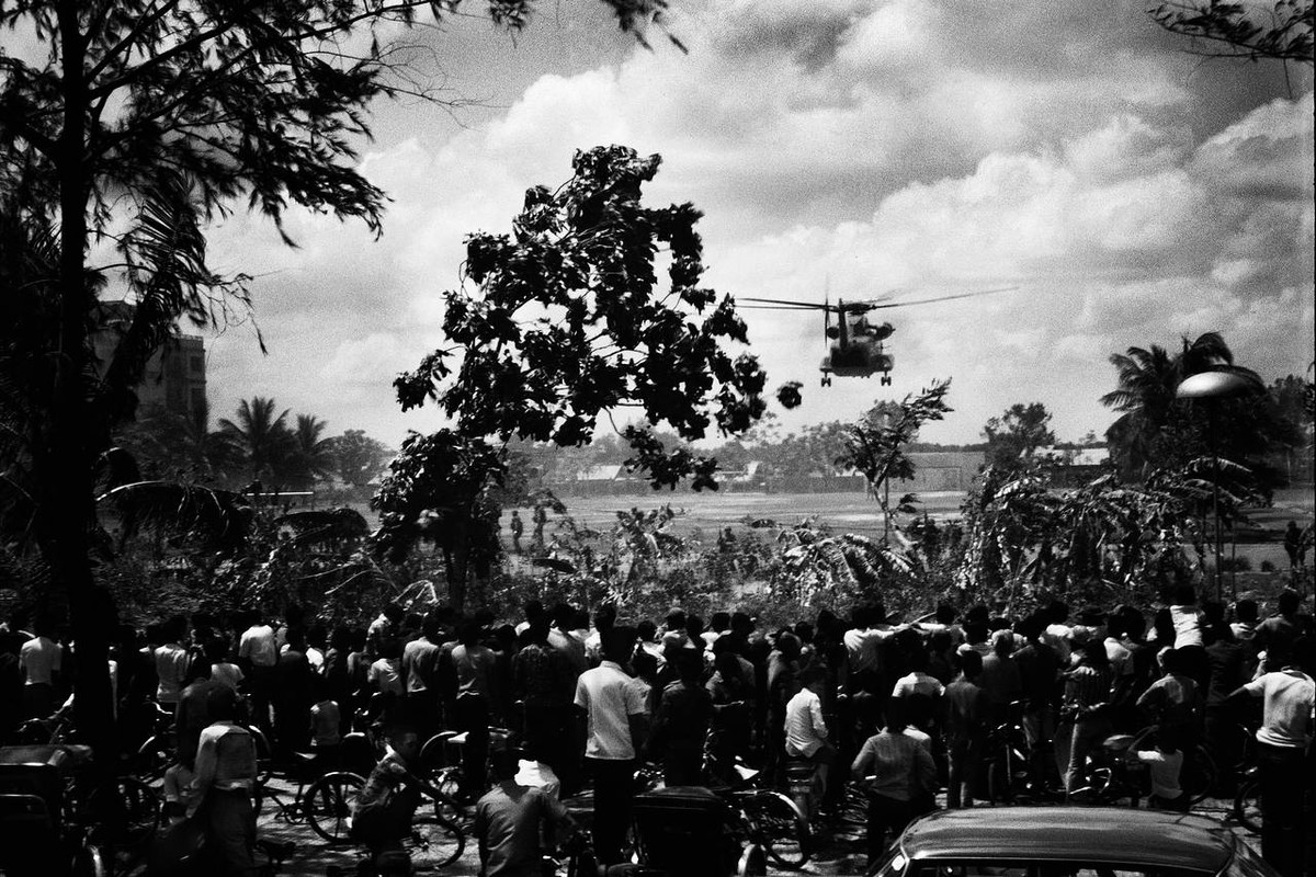 Thậm chí tới sau khi Chiến tranh Việt Nam kết thúc, Mỹ vẫn dính líu tới nhiều tội ác ở khu vực Đông Duong. Đặc biệt là tội ác diệt chủng của Khmer Đỏ ở Campuchia - được coi là có bàn tay của Mỹ can thiệp. Nguồn ảnh: Pinterest.