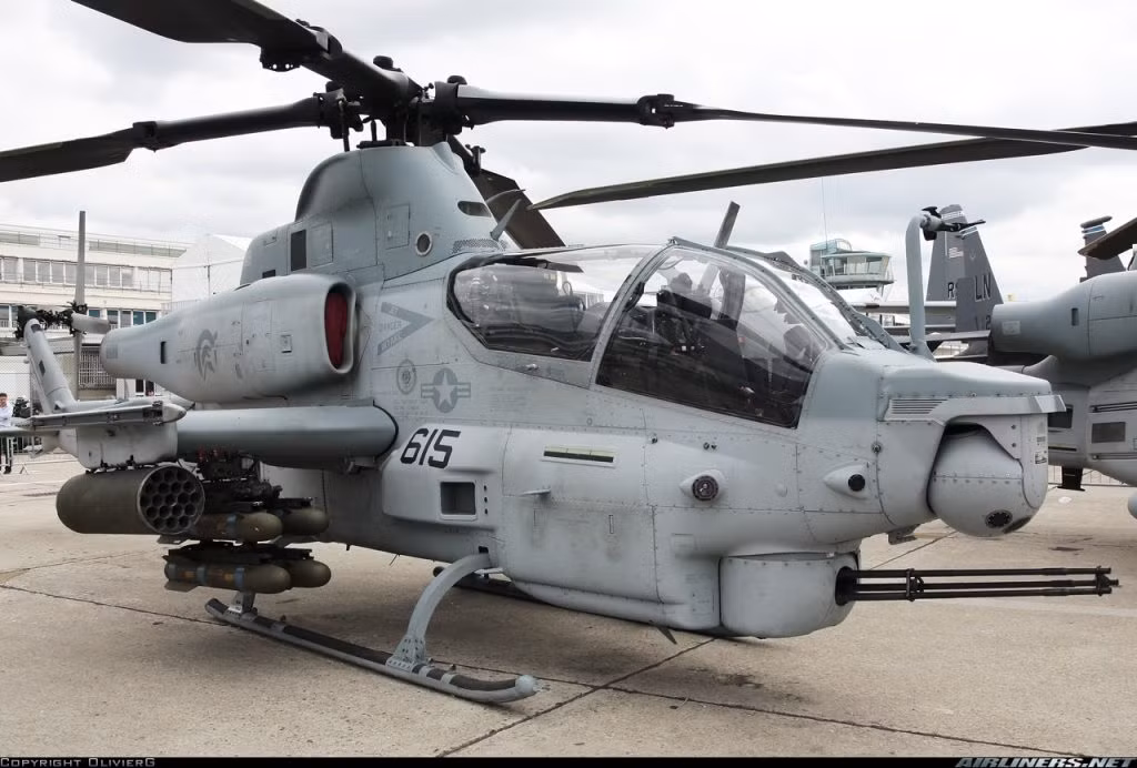 Ước tính, tổng chi phí cho 6 trực thăng tấn công cùng vũ khí, cơ sở hậu cần, thiết bị phụ tùng thay thế và huấn luyện phi công, kỹ thuật viên có thể lên tới 450 triệu USD. Nguồn ảnh: Pinterest.