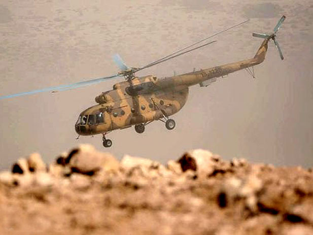 Đầu tiên, như thường lệ vẫn là các trực thăng Mi-17 - loại trực thăng phổ biến nhất thế giới do Liên Xô/Nga sản xuất. Hiện tại trong biên chế của Iran đang có 30 trực thăng loại này. Nguồn ảnh: Pinterest.