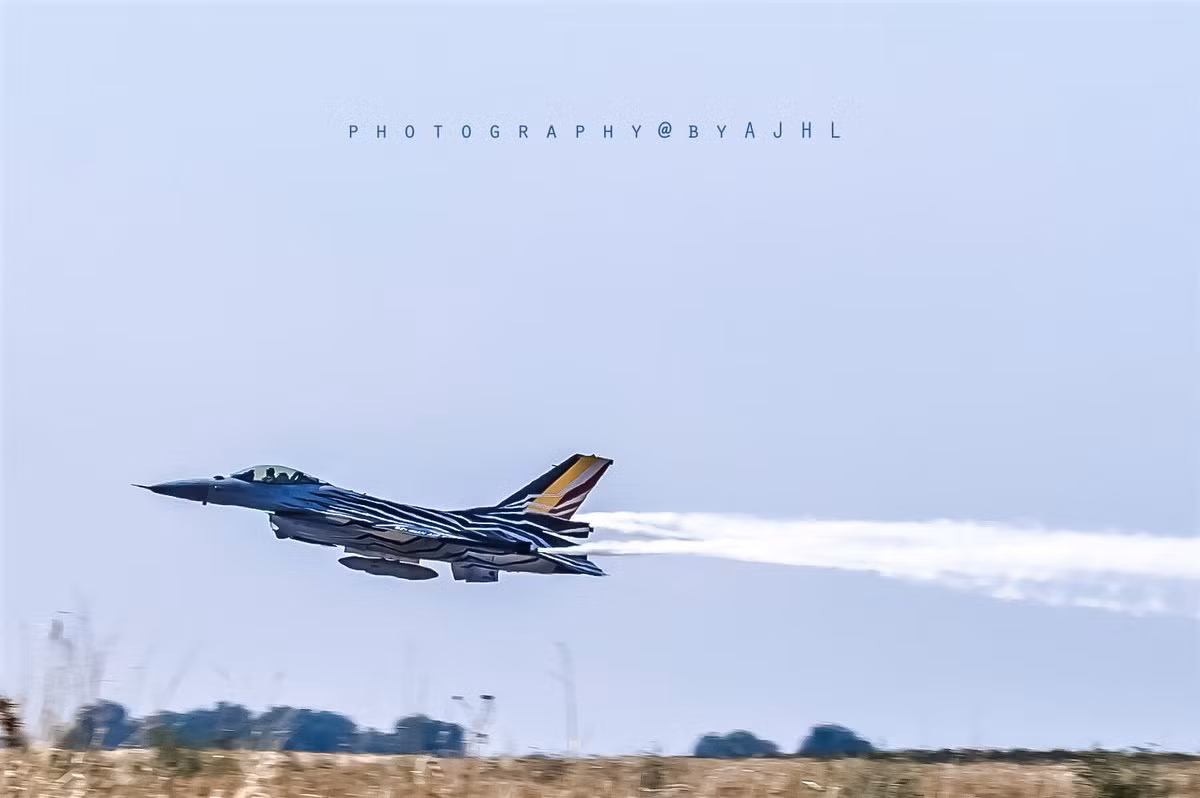 Đây có thể coi là một kỷ lục mà ít có loại chiến đấu cơ nào khác trên thế giới có thể đạt được - nhất là với MiG-29 của Liên Xô - loại chiến đấu cơ được coi là đối thủ trực tiếp của F-16. Nguồn ảnh: Pinterest.