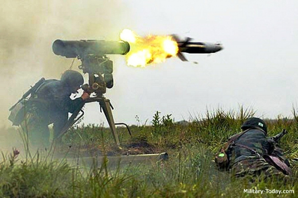 Mặc dù ông Langfang đề cập đến một phiên bản nhiệt áp của Kornet, tuy nhiên nó không có sức xuyên lớn. Không có khả năng biến thể này của Kornet sẽ xuyên thủng thân tàu sân bay, mặc dù nó sẽ để lại một vết lõm đáng kể.