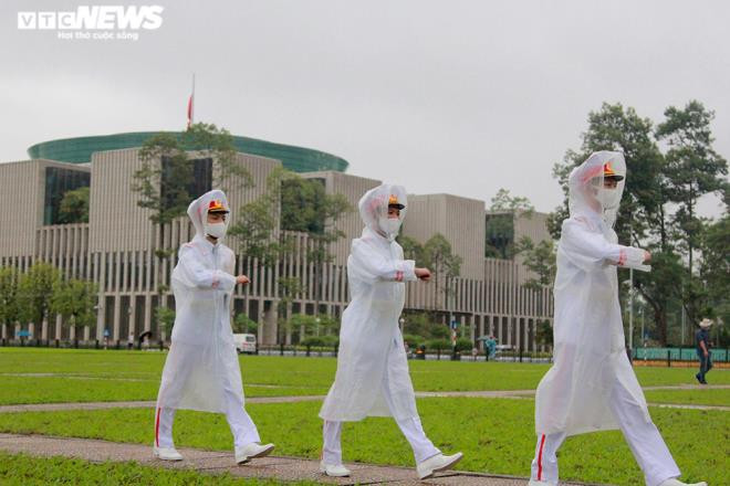 Theo ghi nhận của PV VTC News, thời tiết trong sáng nay có mưa rào rải rác. 