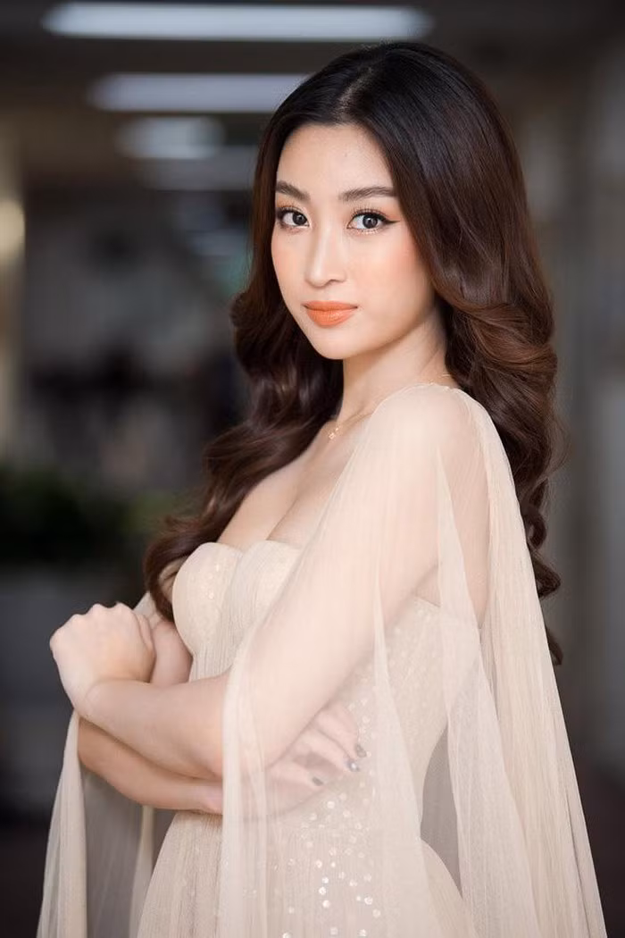 “Choang” voi diem thi dai hoc, tot nghiep cua Hoa hau Viet Nam-Hinh-7