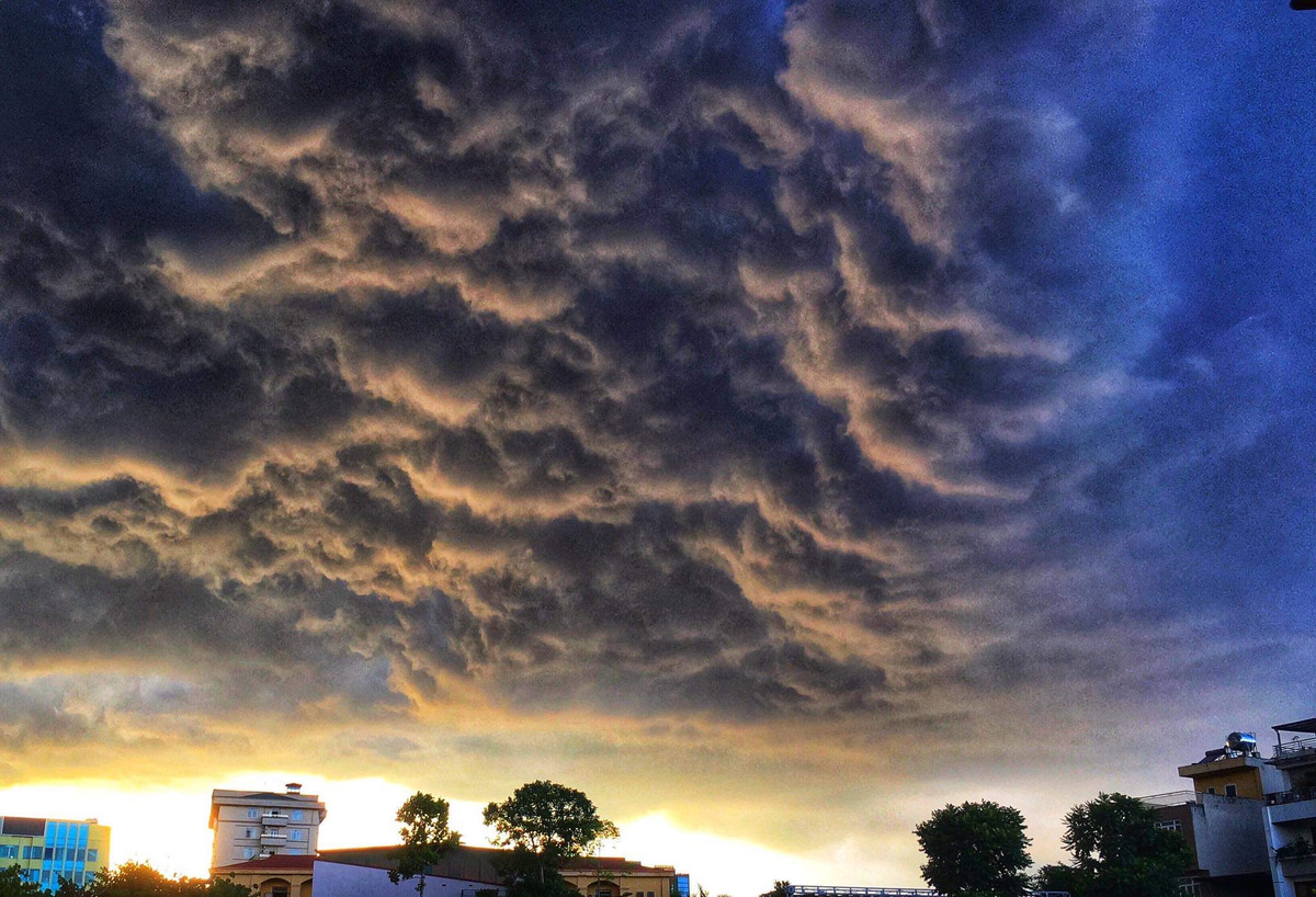 Chúng ta không cần phải tự chỉnh để lấy tiêu cự chuẩn cho ảnh nữa mà điện thoại sẽ tự động làm giúp bạn điều này.