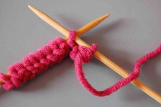 Các nhà khoa học cũng chứng minh được rằng đan sẽ tốt hơn rất nhiều so với việc gõ văn bản vì lúc này các ngón tay không bị gây áp lực mà ngược lại, chúng được di chuyển lên xuống có nhịp điệu.