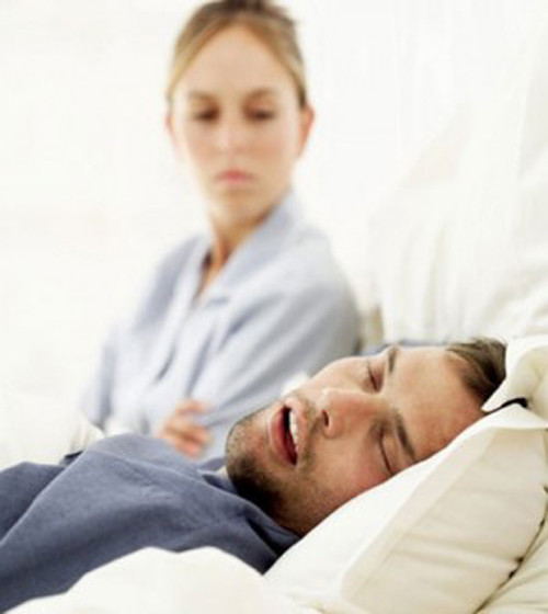 Ngoài cách sử dụng các sản phẩm hỗ trợ điều trị, các chuyên gia giới thiệu các cách trị ngủ ngáy tận dụng nguyên liệu tự nhiên để nhận được lợi ích sức khỏe tối đa.