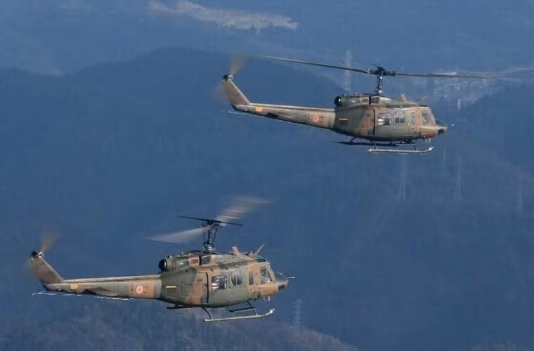 Trực thăng vận tải đa năng UH-1J.